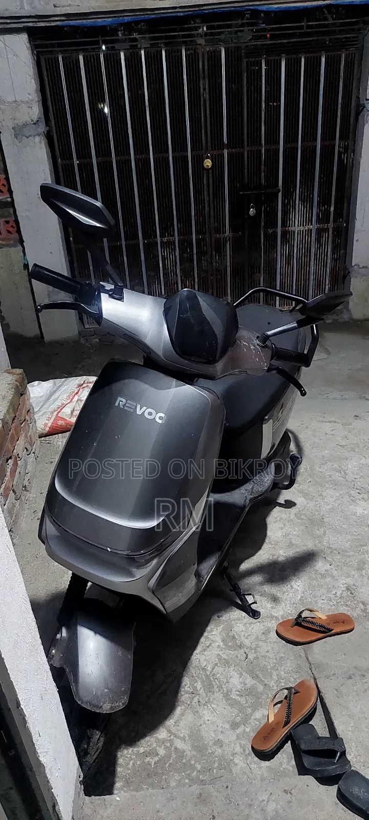 Revoo A11 2026 Gray