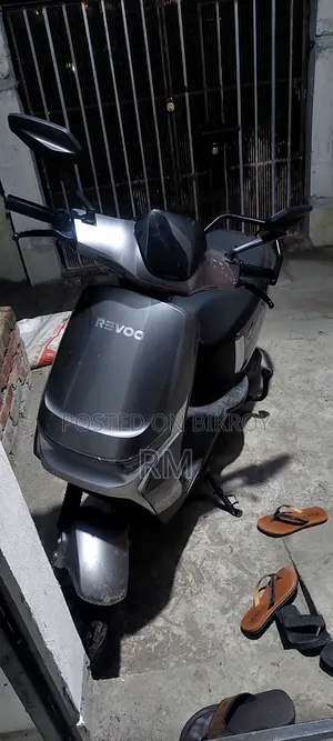 Revoo A11 2026 Gray