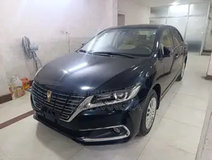 টয়োটা প্রমিও ২০২১ নীল