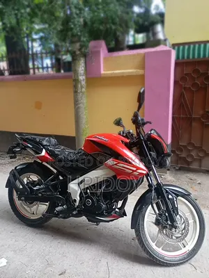 Bajaj Pulsar NS 160 2021 Red
