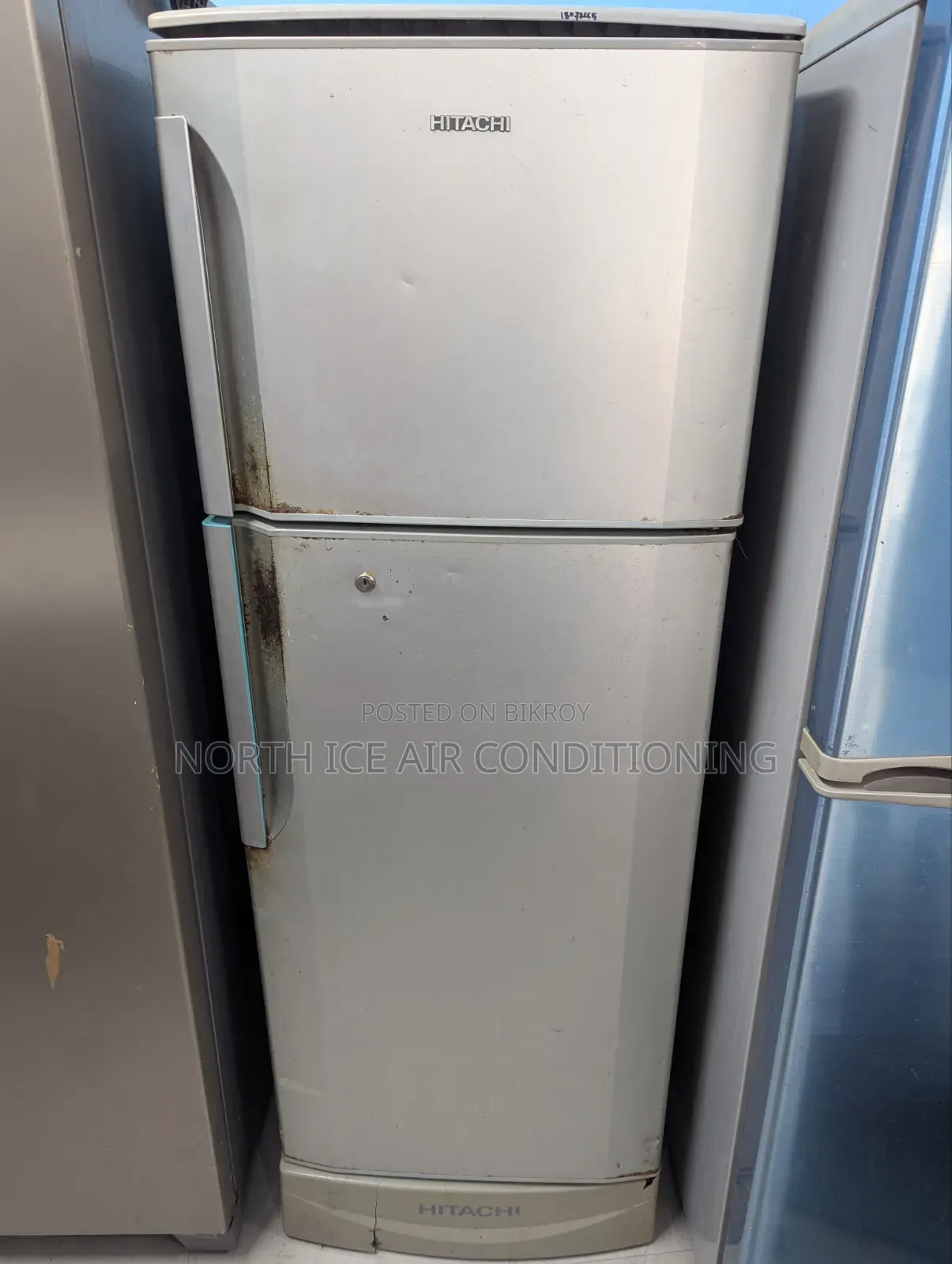 হিটাচি সিলভার কালার নন ফ্রস্ট ফ্রিজ ২৯৪ লিটার