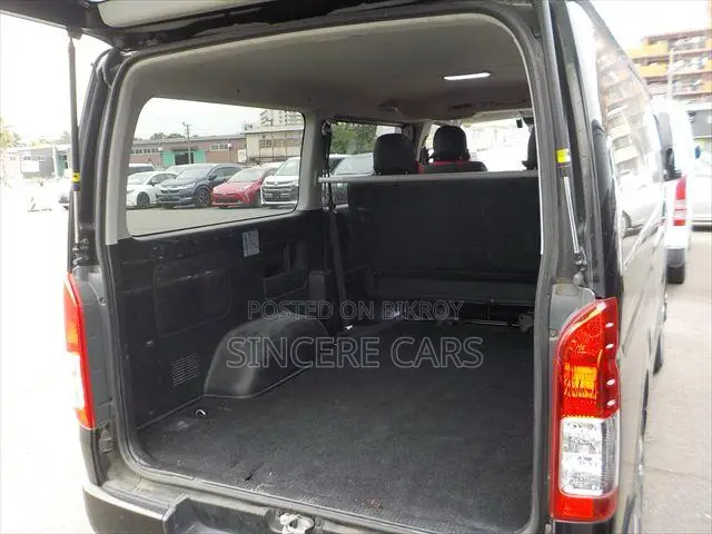 Toyota HiAce 2020 Black
