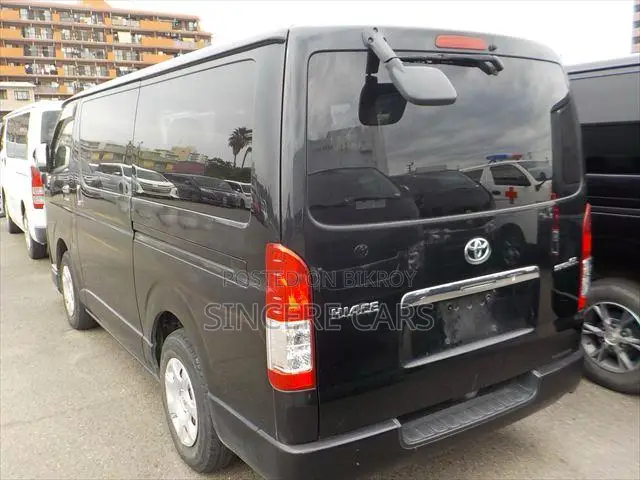 Toyota HiAce 2020 Black