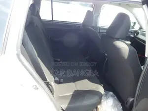 Toyota Corolla Fielder 2021 Silver