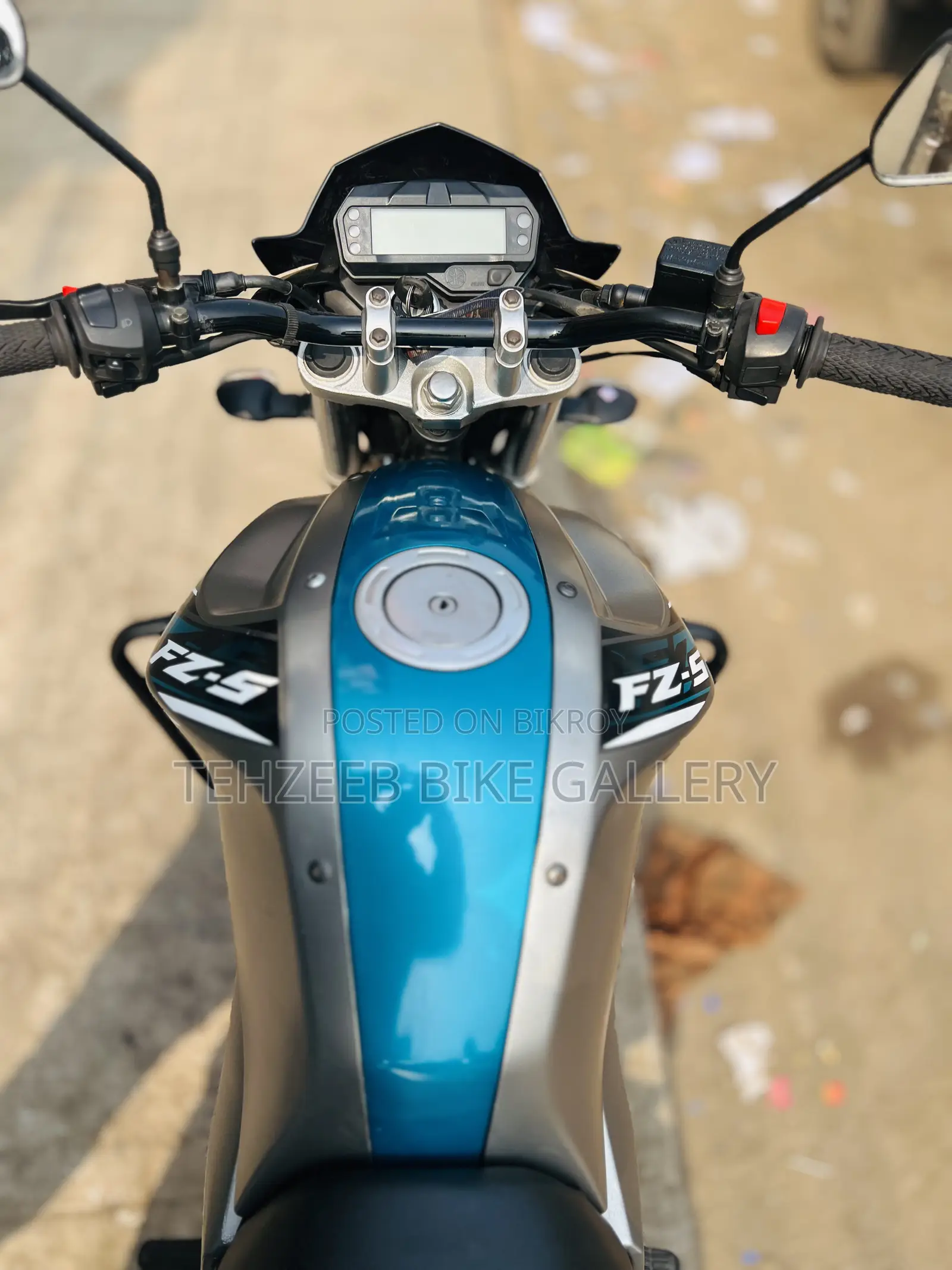 Yamaha FZ 2018 Gray
