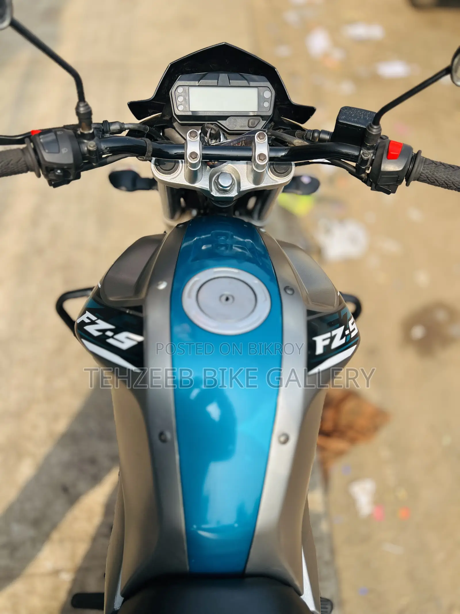 Yamaha FZ 2018 Gray