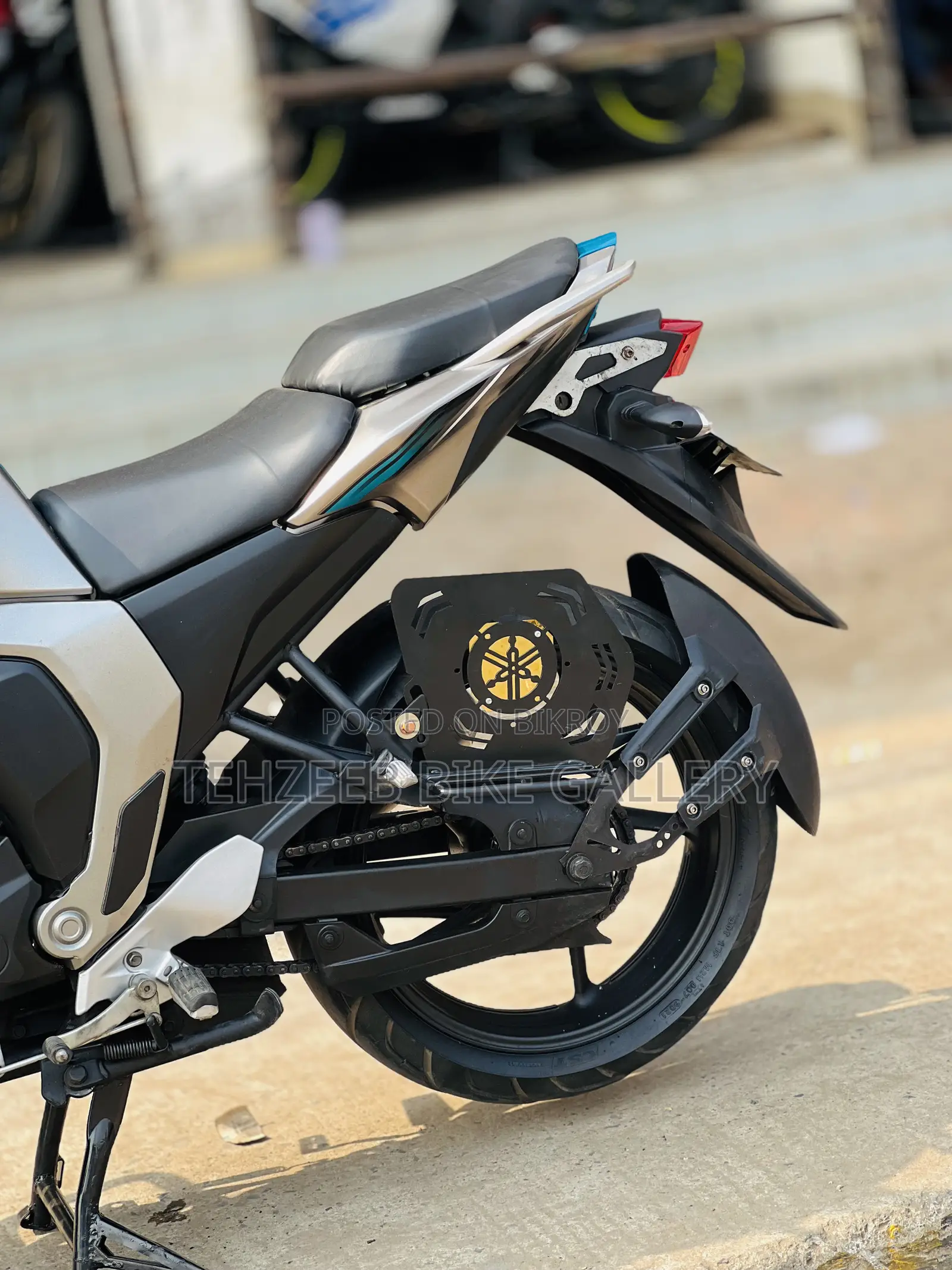Yamaha FZ 2018 Gray