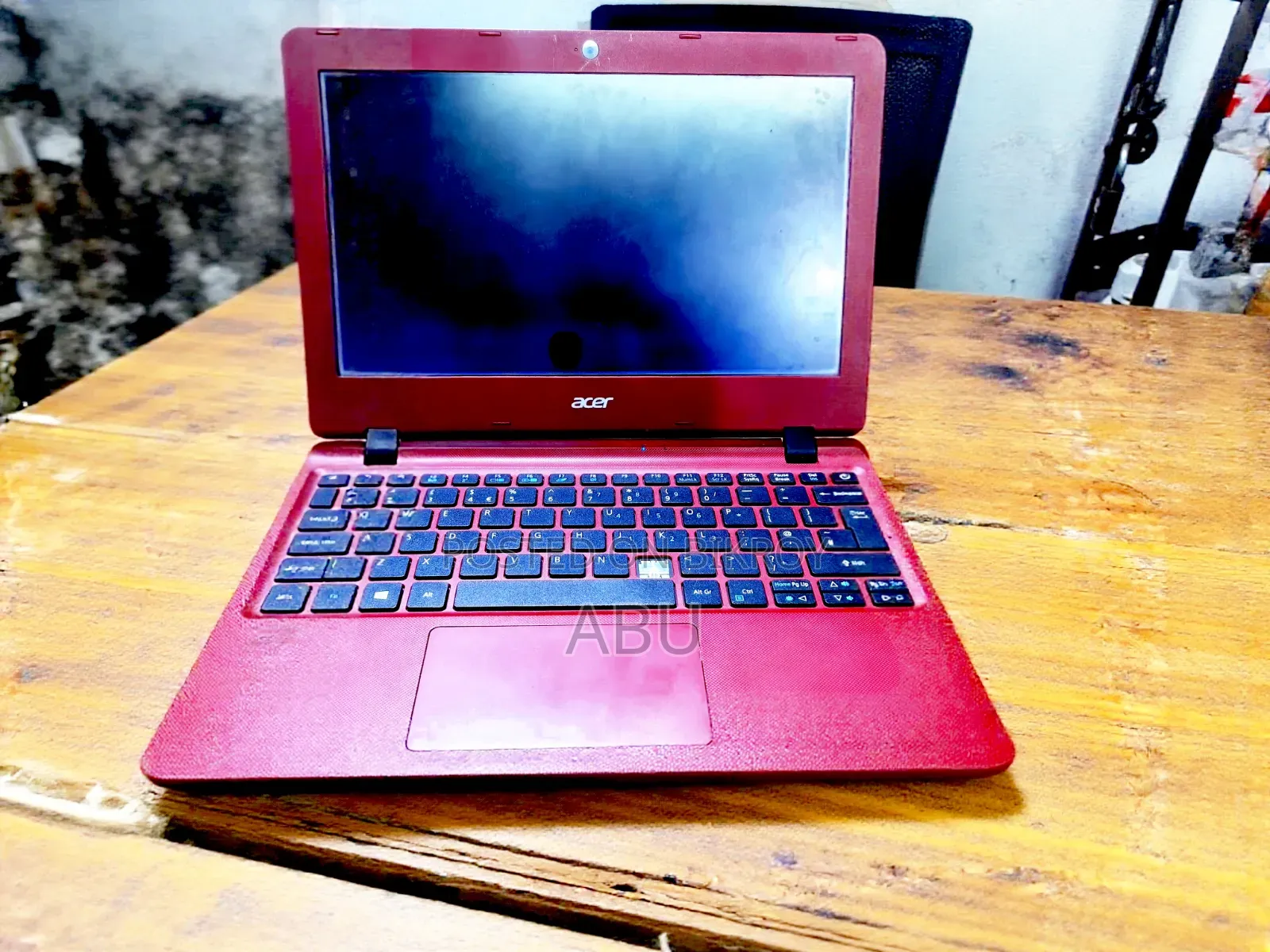 Laptop Acer Aspire ES1-132 4GB Intel Celeron SSD 32GB