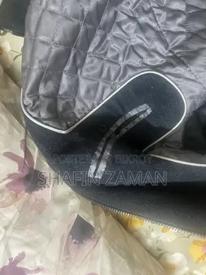 কেলভিন ক্লেইন উলের জ্যাকেট