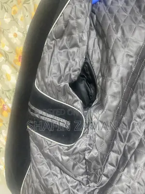 কেলভিন ক্লেইন উলের জ্যাকেট