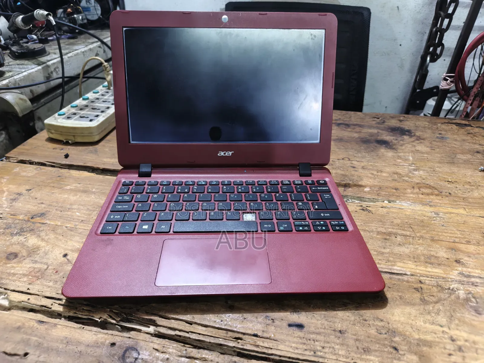 Laptop Acer Aspire ES1-132 4GB Intel Celeron SSD 32GB