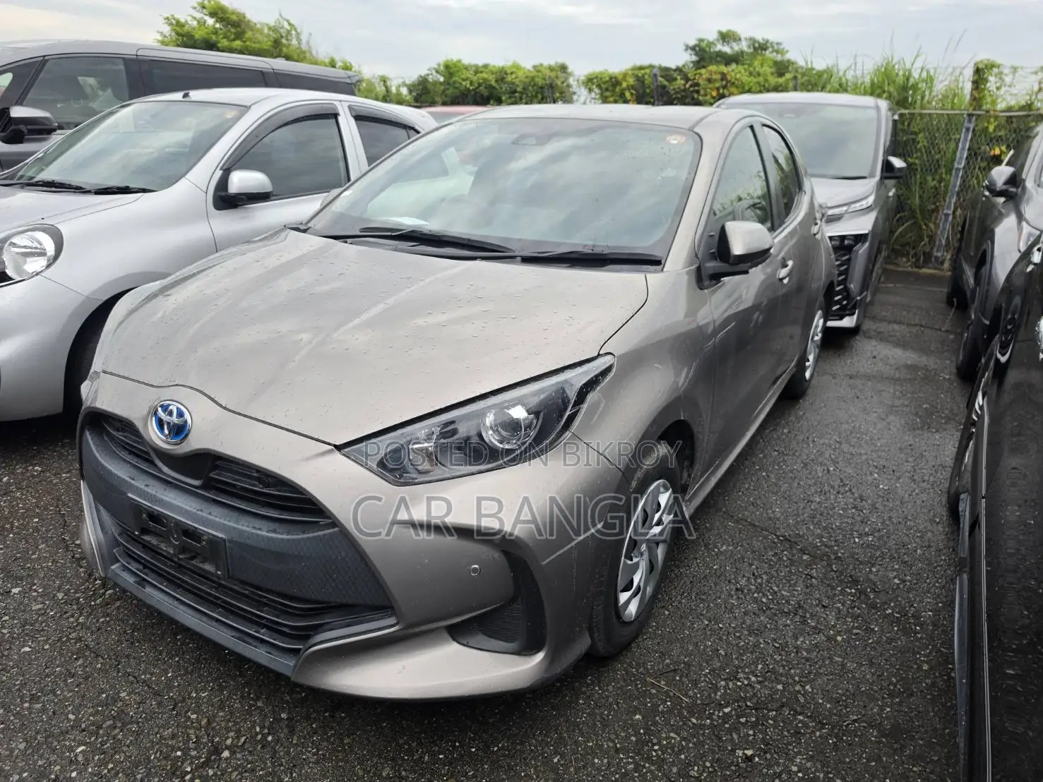 Toyota Yaris 2021 Gray