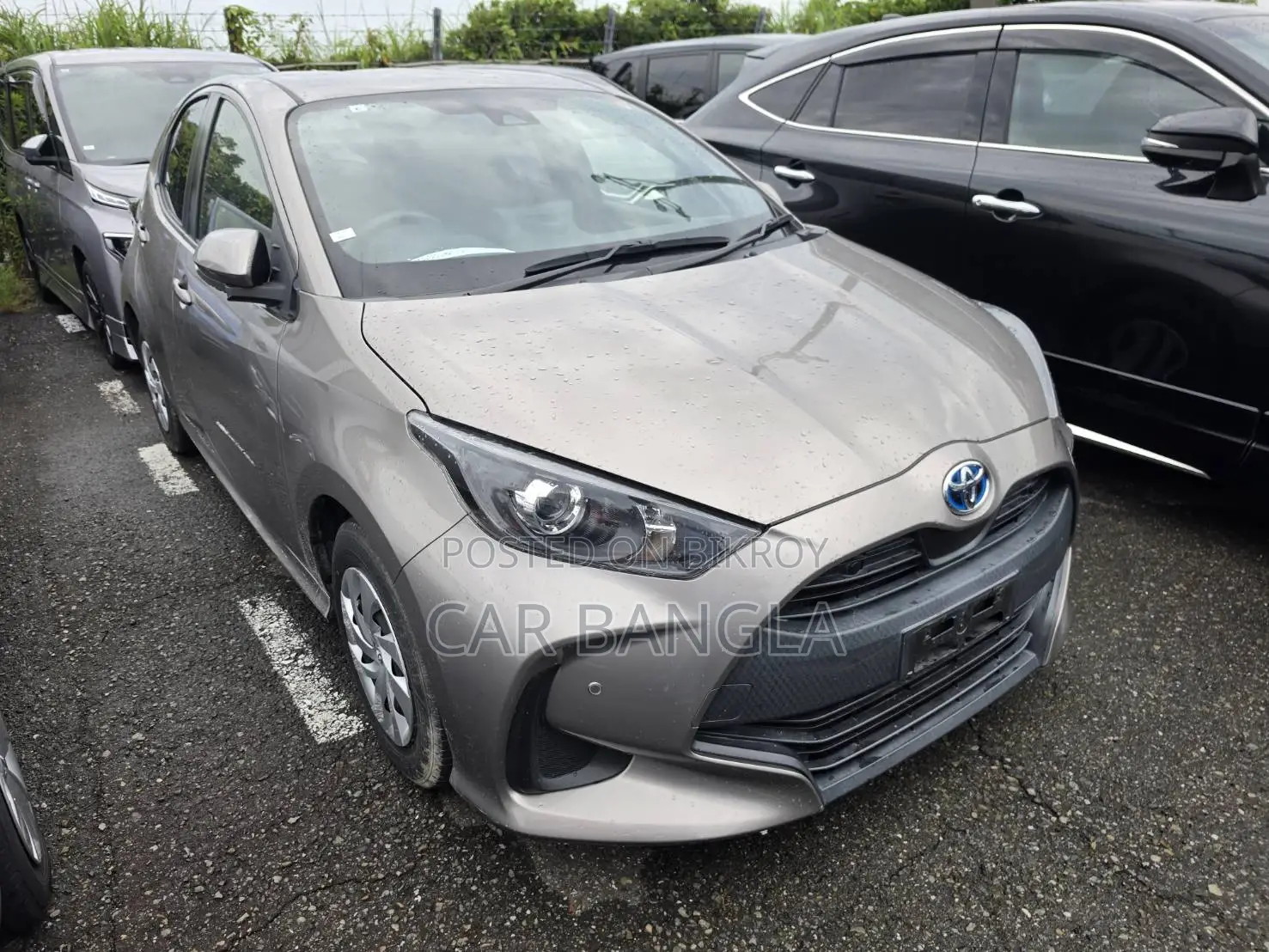 Toyota Yaris 2021 Gray