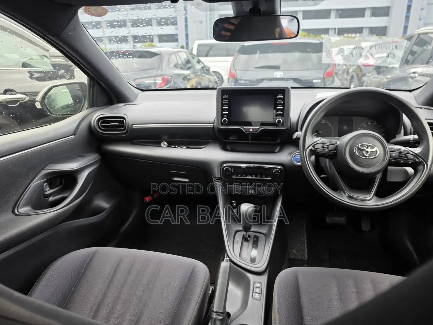 Toyota Yaris 2021 Gray
