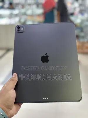 Apple iPad Pro 13 (2025) 256 GB Black