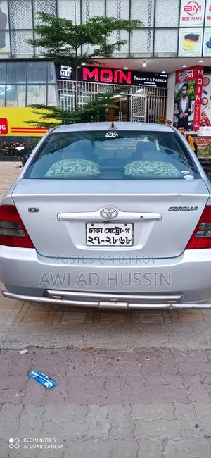 Toyota Corolla 2004 Silver