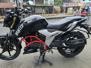 TVS Apache RTR 160 4V 2020 Black