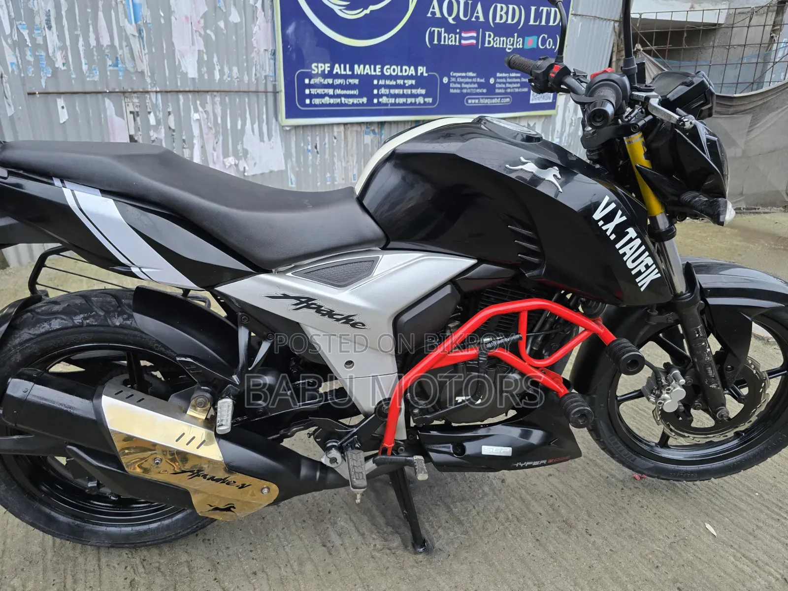 TVS Apache RTR 160 4V 2020 Black