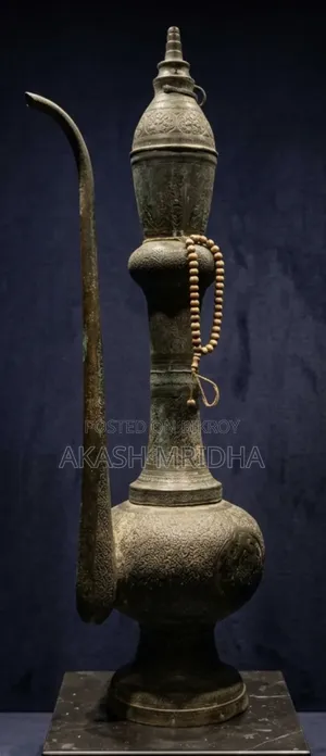 এন্টিক পিতলের নকশাদার আফতাবা/সুরাহী/আর্ট জগ(Antique Engraved Aftaba)