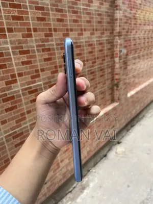 Tecno Pova 4 128 GB Silver