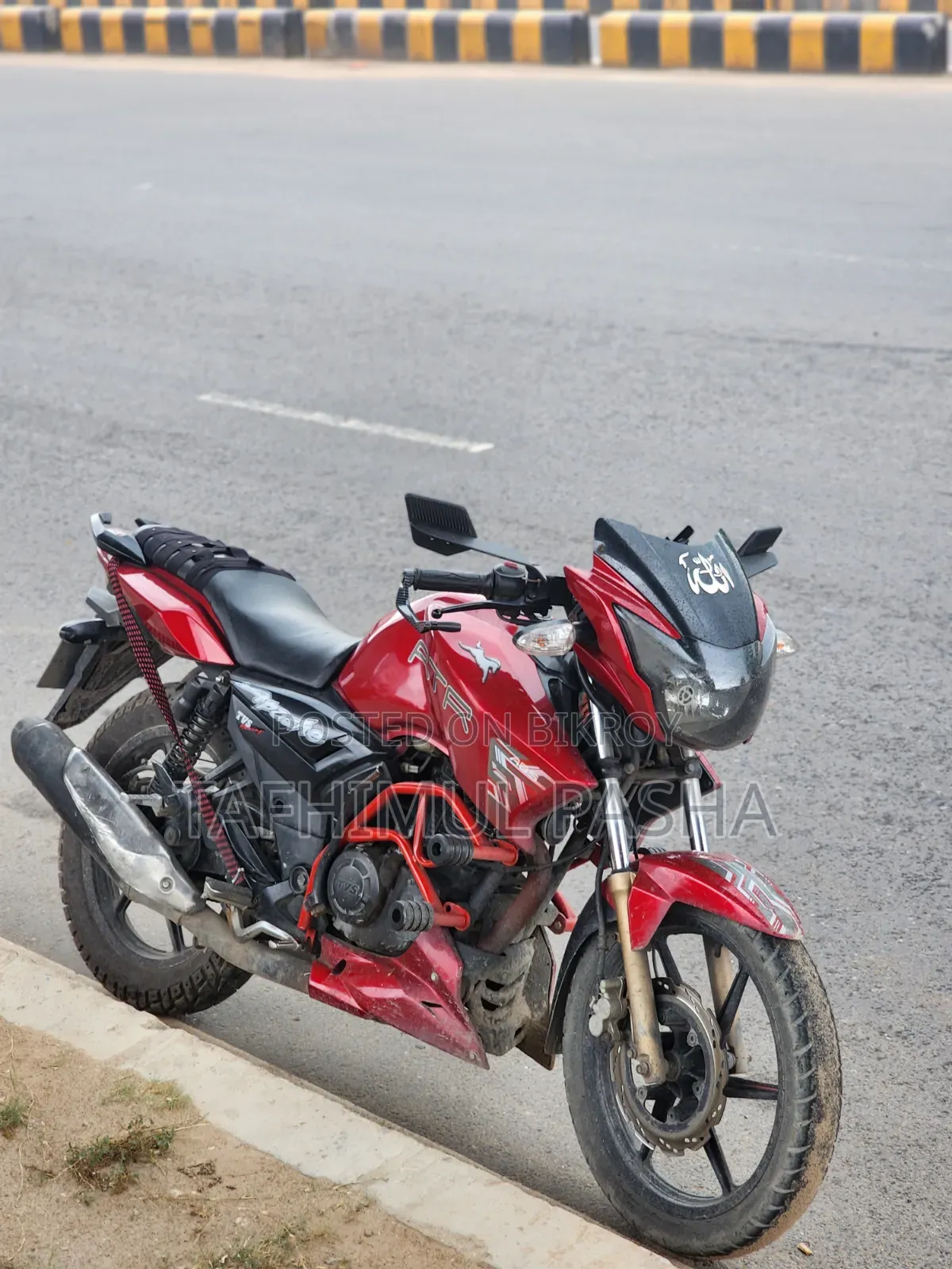 TVS Apache RTR 160 2V 2017 Red