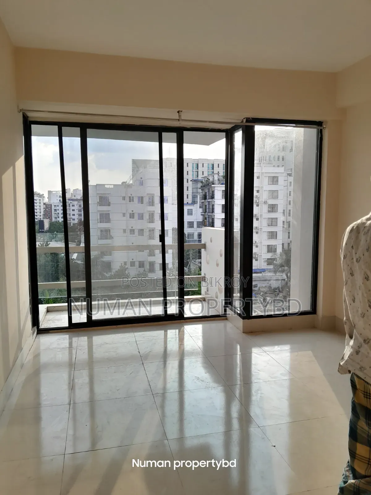 3 Bedroom Apartment in Numan Property Bd, Basundhara for Rent