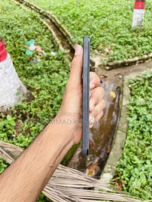 নিউ রিয়েলমি সি৮৫ প্রো ১২৮ জিবি গ্রিন