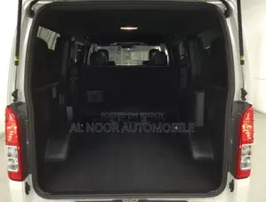 Toyota HiAce 2021 White