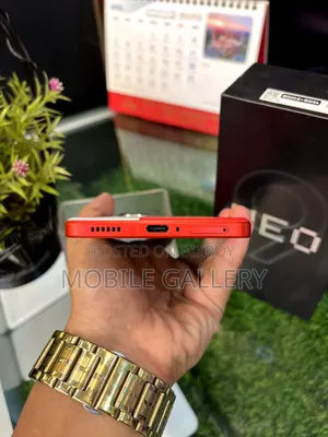 iQOO 512 GB Red