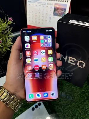 iQOO 512 GB Red