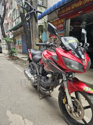 Yamaha YZF-R 2009 Red