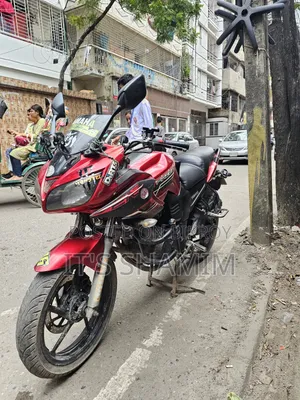 Yamaha YZF-R 2009 Red