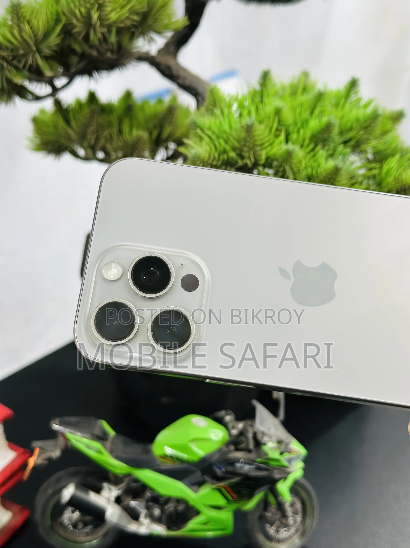 Apple iPhone 15 Pro Max 256 GB Gray