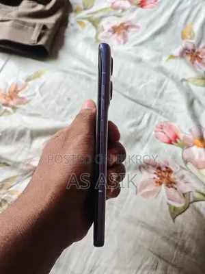 মোটোরোলা এজ ৫০ প্রো ২৫৬ জিবি
