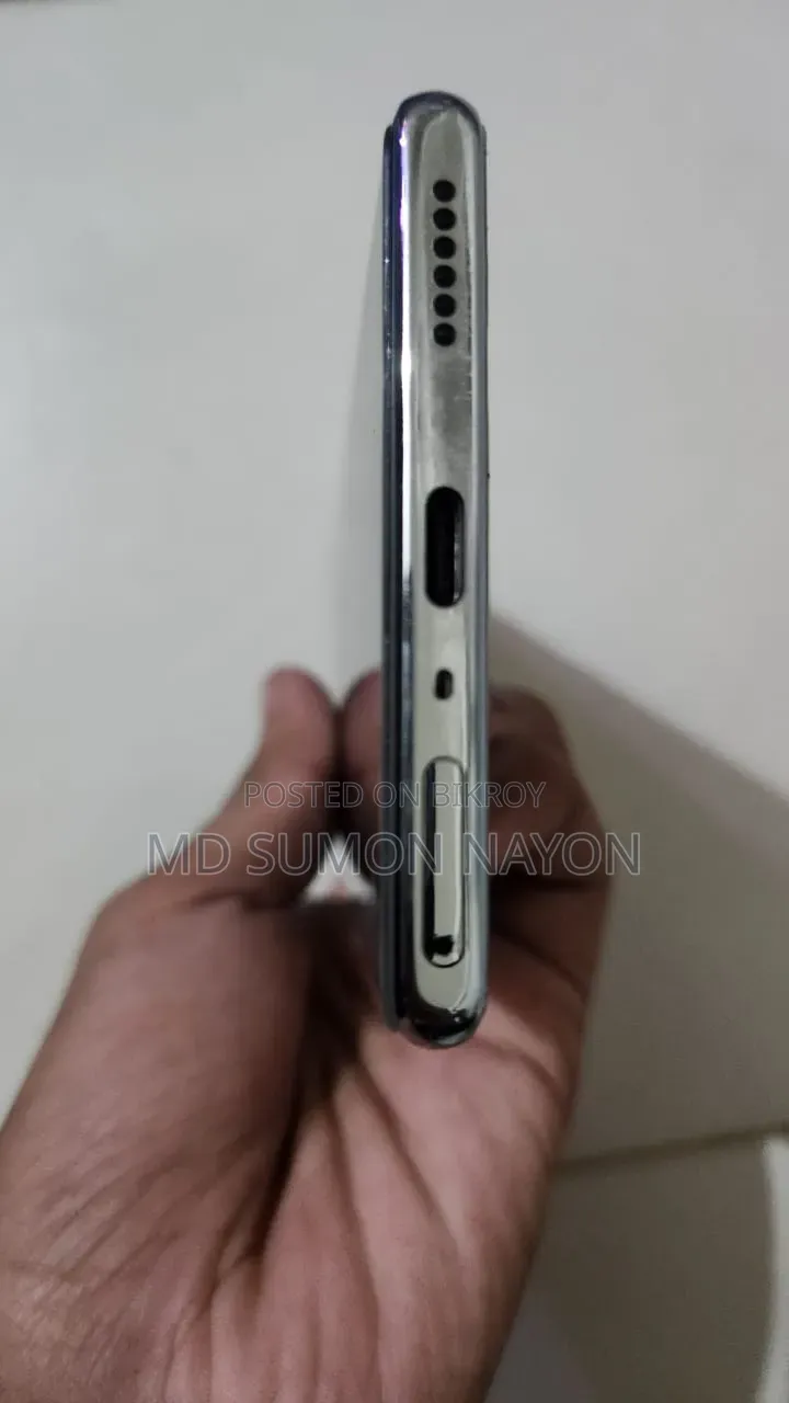 টেকনো পোভা কার্ভ ২৫৬ জিবি