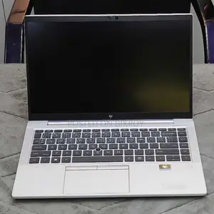 Laptop HP EliteBook 845 G8 16GB AMD Ryzen 5 SSD 500GB