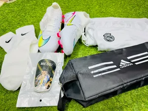 ওনলি বুটস