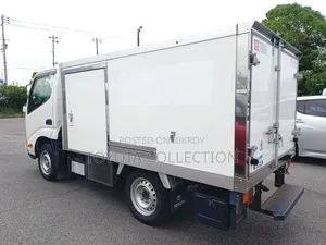 Toyota Dyna 2021 White
