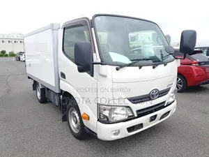 Toyota Dyna 2021 White