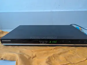 This Is a Black Samsung DVD Player, Likely a Model From the C-Series L