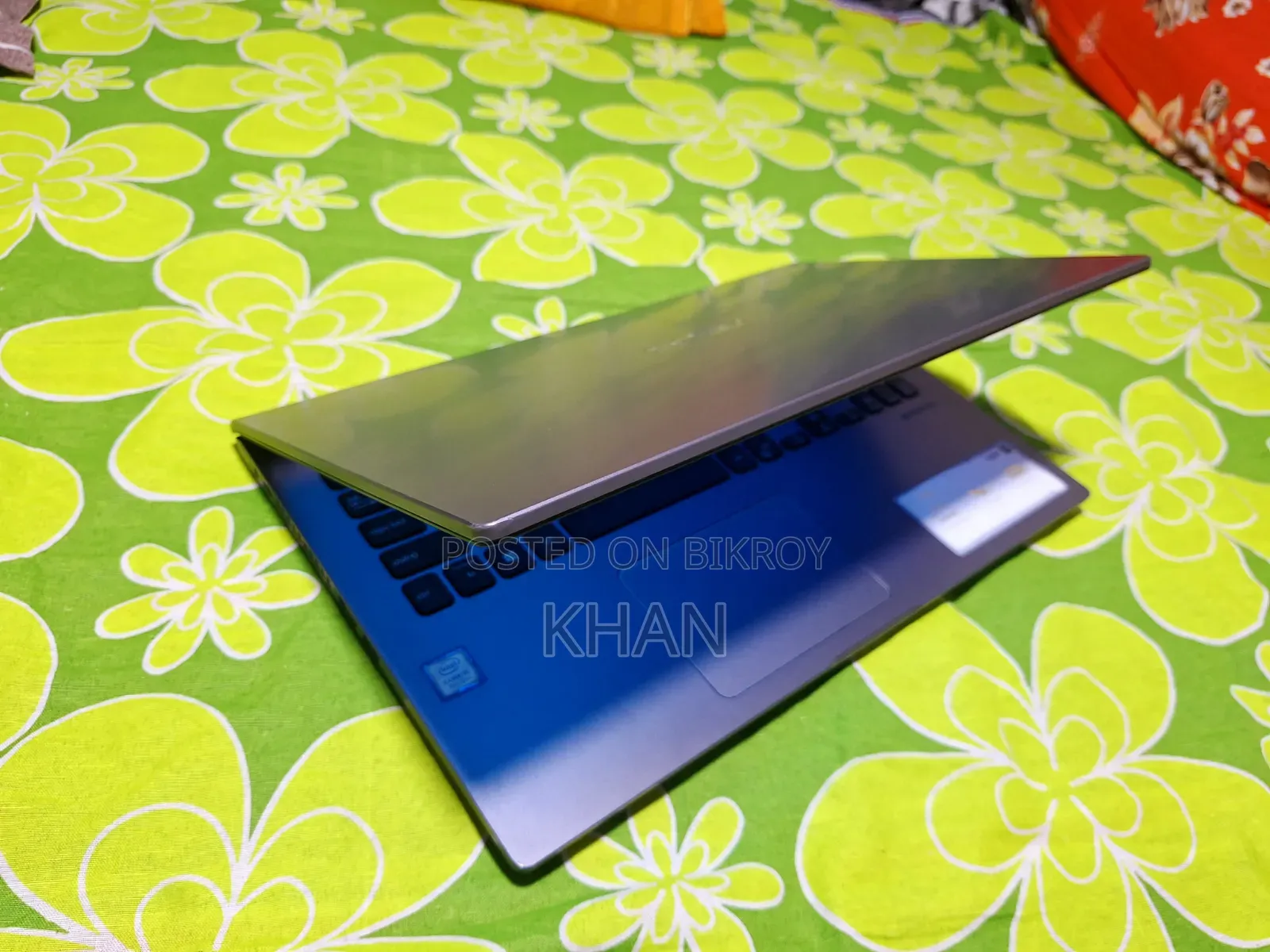 Laptop ASUS VivoBook X540SA 8GB Intel Core I5 SSD 256GB