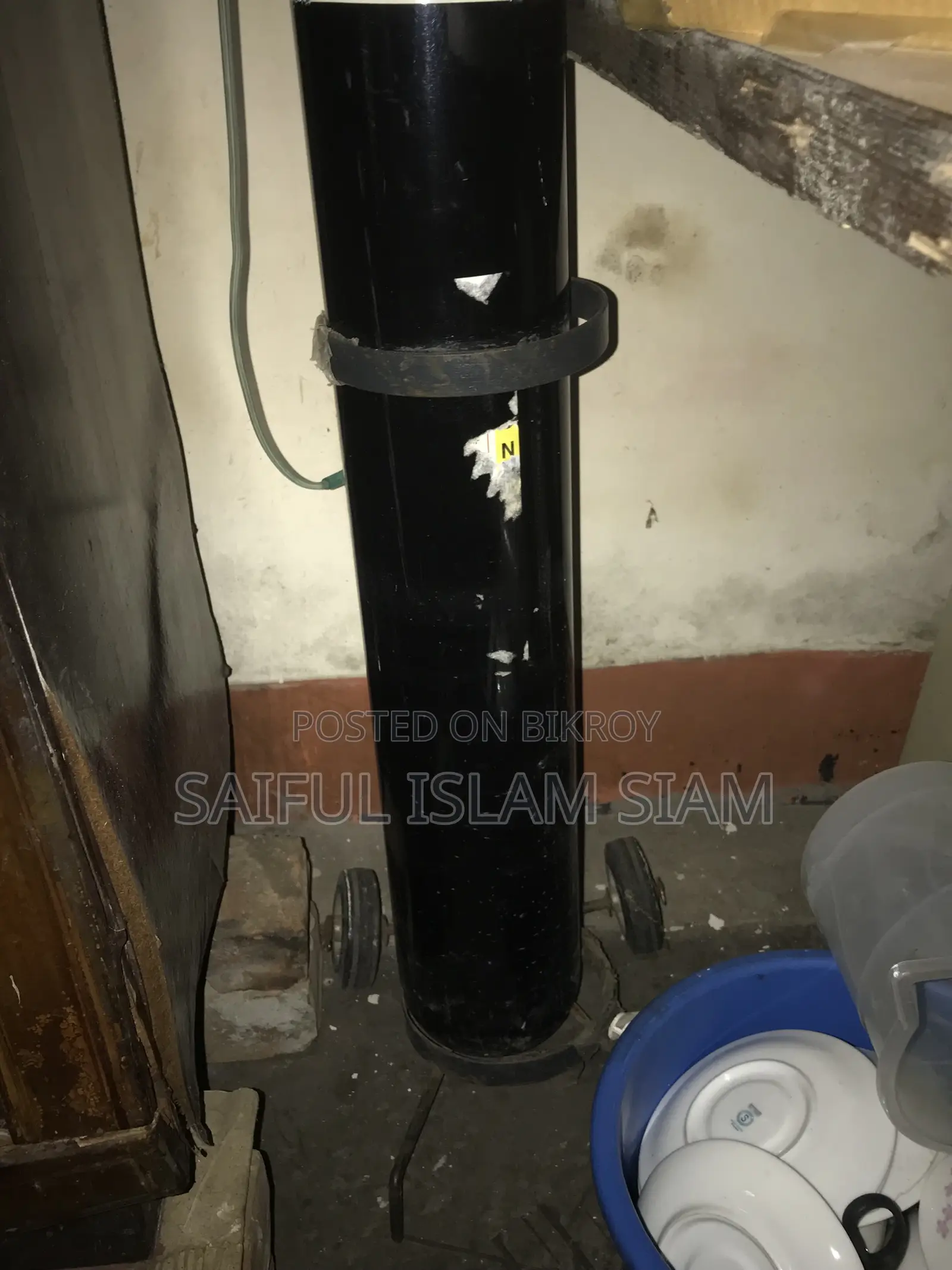 Oxygen Cylinder