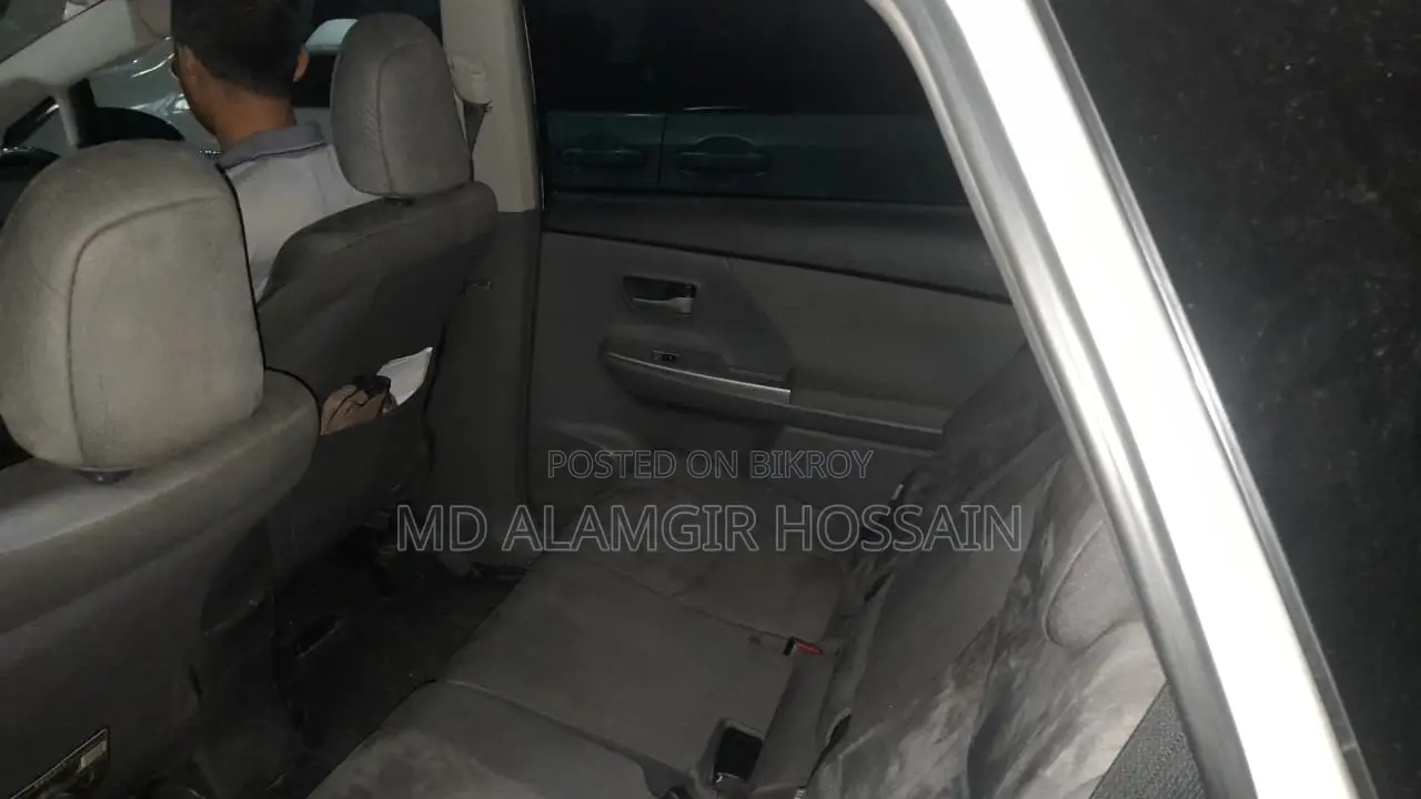 Toyota Prius 2014 Pearl