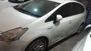 Toyota Prius 2014 Pearl