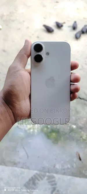 Apple iPhone 16 256 GB White