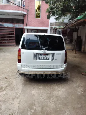 টয়োটা প্রবাক্স ২০০৩ হোয়াইট