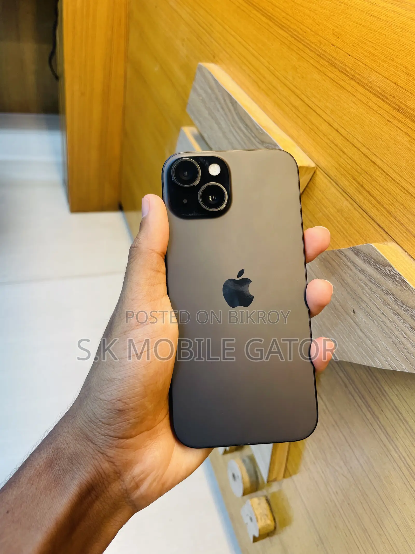 Apple iPhone 15 128 GB Black