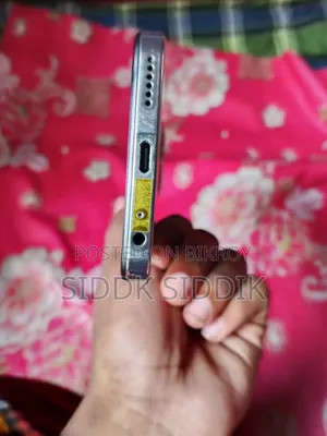 হেলিও ১০০ ২৫৬ জিবি সাদা