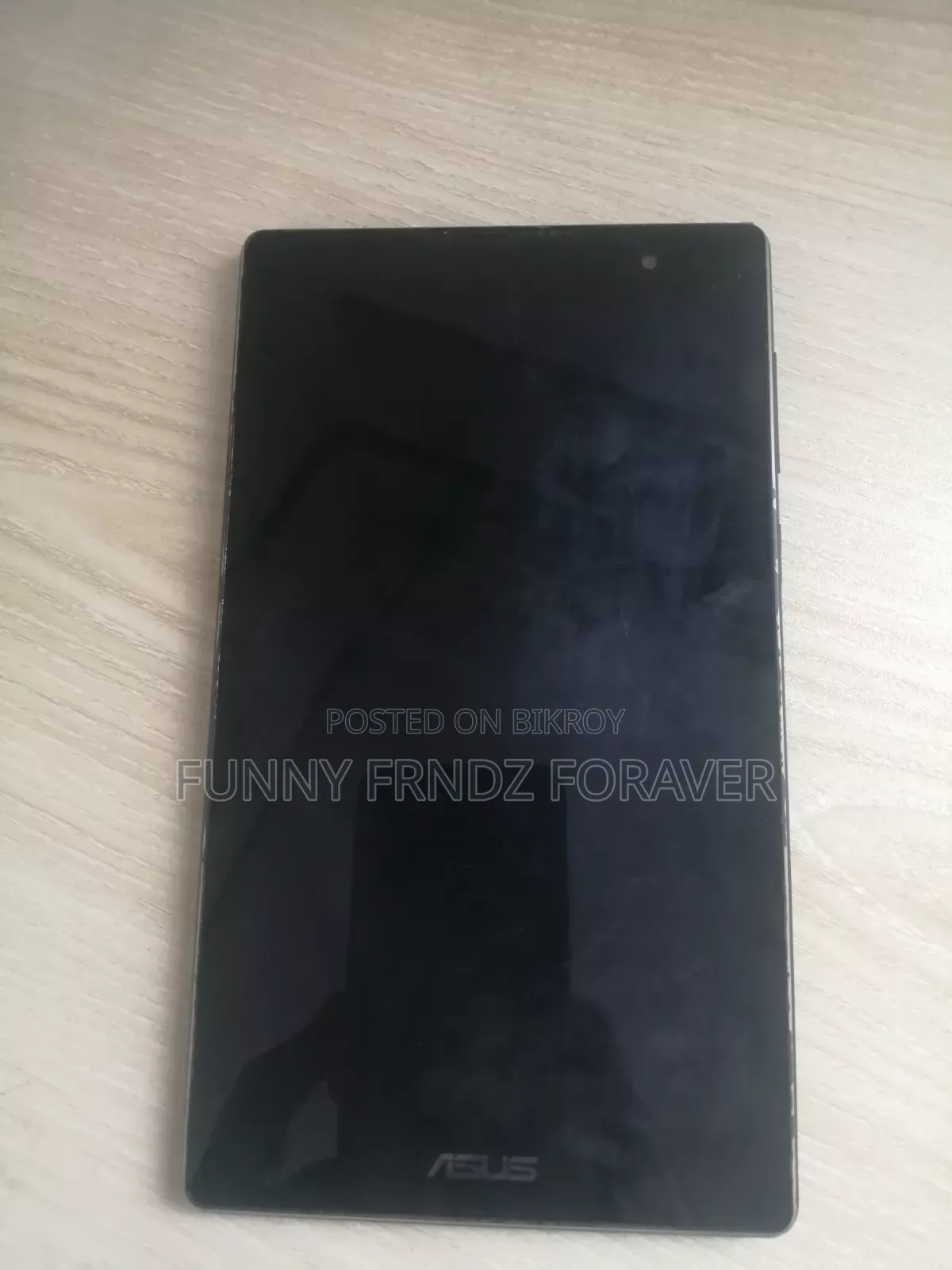 Asus Memo 16 GB Black