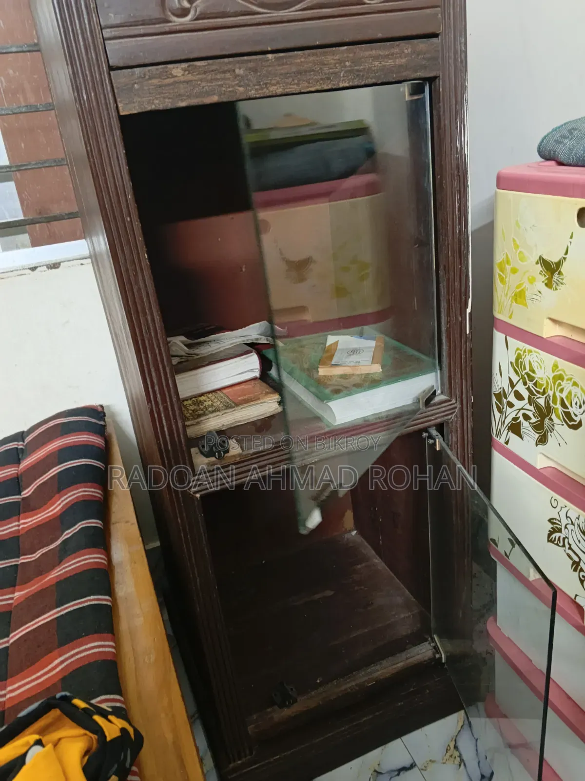 Bookshelf